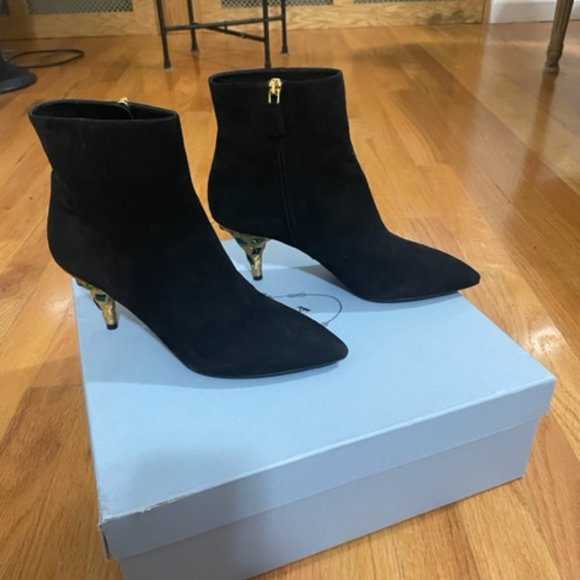 PRADA Donna Calzature Black Suede Jeweled Boots pointed Toe SZ 6 - Picture 7 of 9